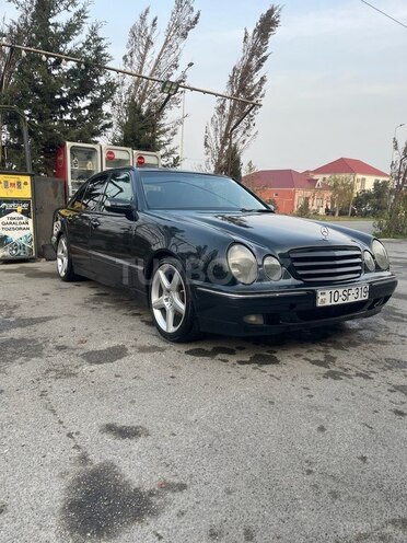 Mercedes E 220-5