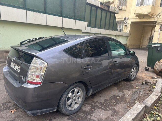 Toyota Prius 2009, 300,000 km - 1.5 л - Bakı