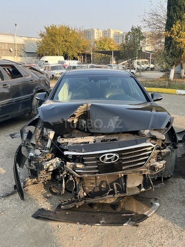 Hyundai Sonata-8