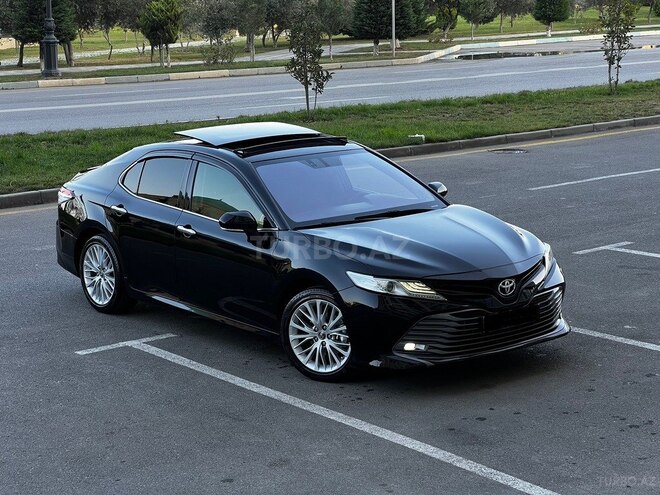 Toyota Camry-9