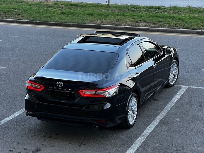 Toyota Camry-6