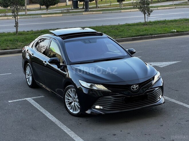 Toyota Camry-5