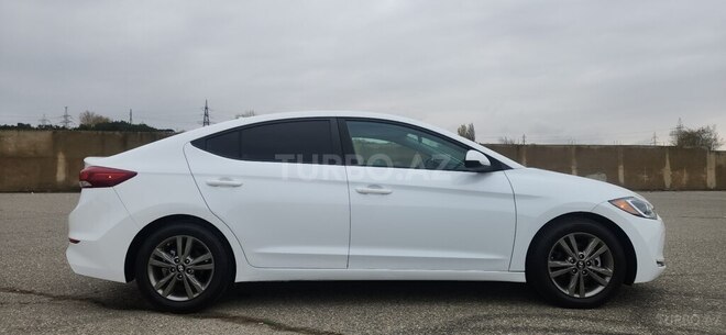 Hyundai Elantra 2018, 101,000 km - 2.0 л - Bakı