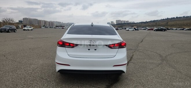 Hyundai Elantra 2018, 101,000 km - 2.0 л - Bakı