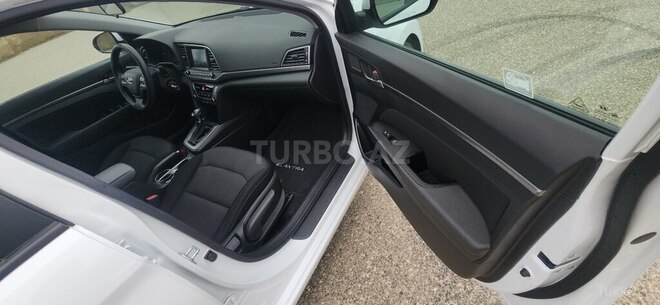Hyundai Elantra 2018, 101,000 km - 2.0 л - Bakı