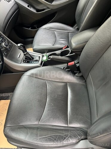 Hyundai Avante 2015, 174,600 km - 1.6 l - Bakı