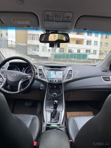 Hyundai Avante 2015, 174,600 km - 1.6 l - Bakı