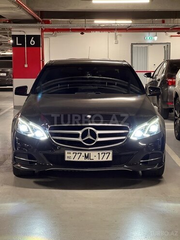 Mercedes E 250 4MATIC 2014, 263,000 km - 2.1 л - Bakı