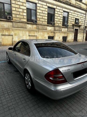 Mercedes E 240 2003, 420,856 km - 2.6 l - Bakı