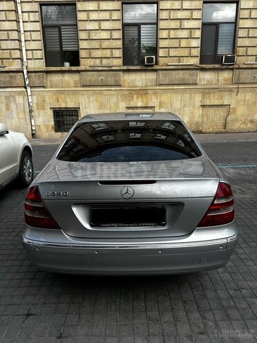 Mercedes E 240 2003, 420,856 km - 2.6 l - Bakı
