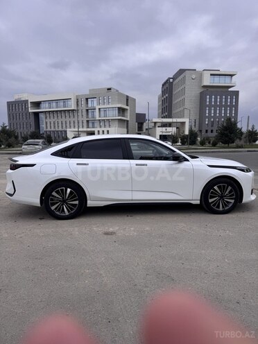 Changan Qiyuan A05 2024, 29,000 km - 1.5 l - Bakı