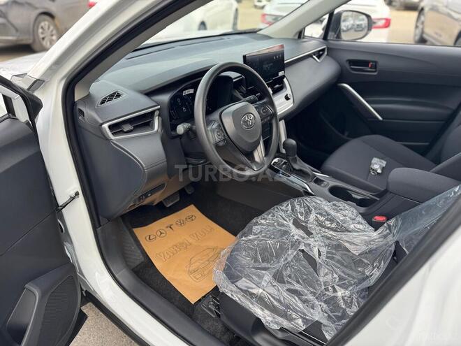 Toyota Corolla Cross-11