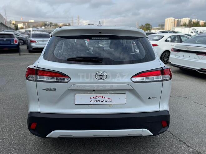 Toyota Corolla Cross-3