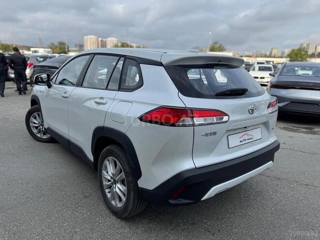 Toyota Corolla Cross-4