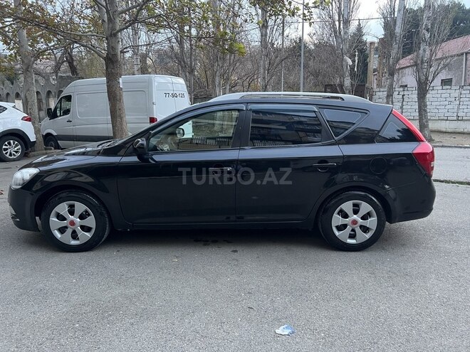 Kia  2011, 540,000 km - 1.6 l - Bakı