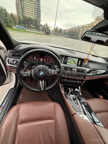 BMW 520 2016, 129,000 km - 2.0 l - Bakı