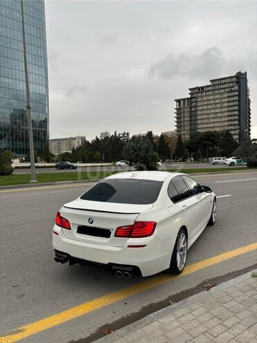 BMW 520 2016, 129,000 km - 2.0 l - Bakı