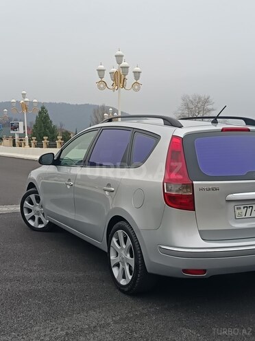 Hyundai i30 2009, 330,000 km - 1.6 л - Qəbələ