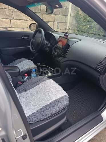 Hyundai i30 2009, 330,000 km - 1.6 л - Qəbələ