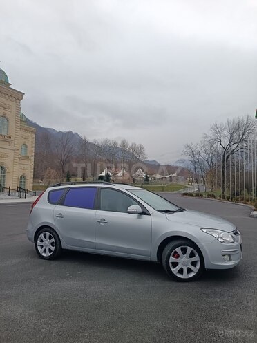 Hyundai i30 2009, 330,000 km - 1.6 л - Qəbələ