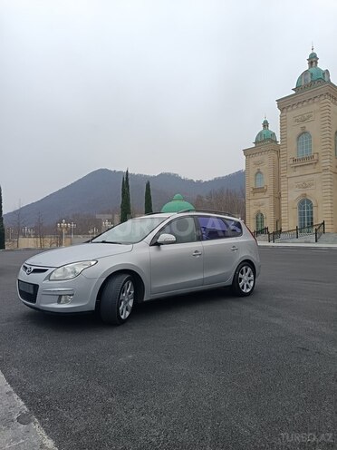 Hyundai i30 2009, 330,000 km - 1.6 л - Qəbələ