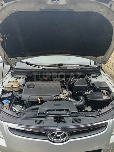 Hyundai i30 2009, 330,000 km - 1.6 л - Qəbələ
