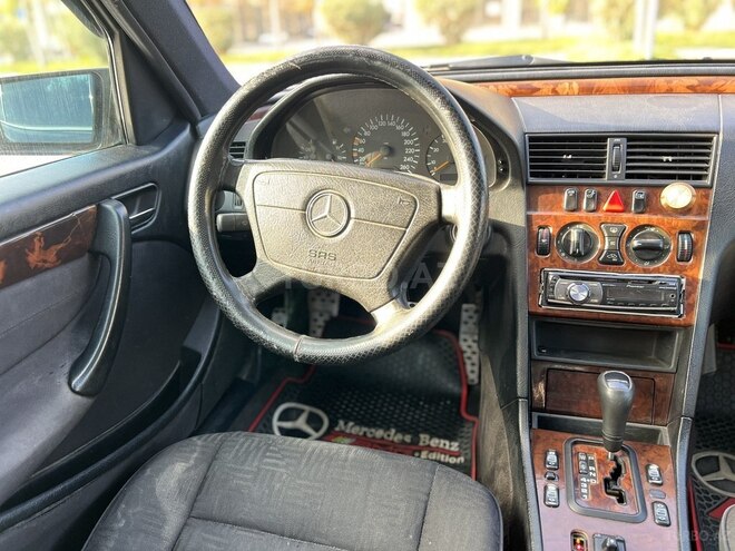 Mercedes C 240 1998, 398,000 km - 2.4 л - Bakı