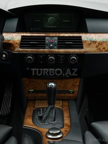 BMW 525-15