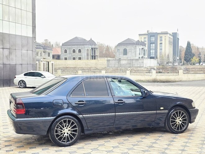 Mercedes C 240 1997, 356,000 km - 2.4 l - Bakı