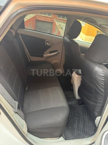 Toyota Prius 2015, 188,000 km - 1.8 л - Bakı