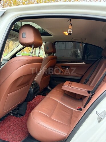 BMW 520 2015, 286,400 km - 2.0 l - Bakı
