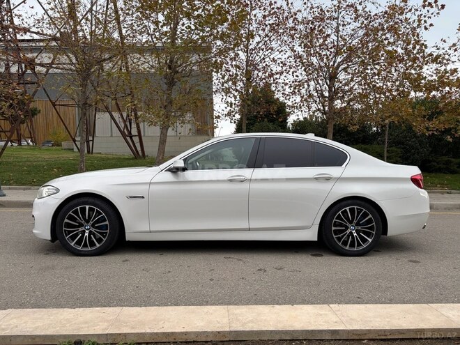 BMW 520 2015, 286,400 km - 2.0 l - Bakı