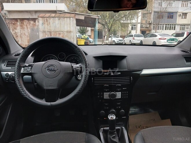 Opel Astra 2009, 235,000 km - 1.4 l - Sumqayıt