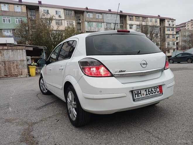 Opel Astra 2009, 235,000 km - 1.4 l - Sumqayıt