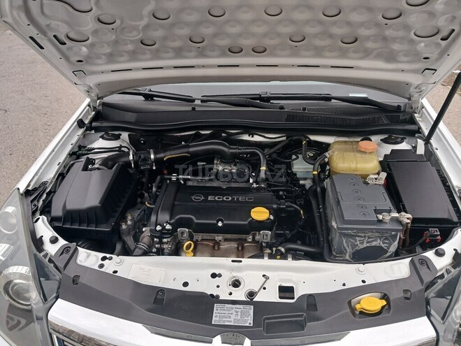 Opel Astra 2009, 235,000 km - 1.4 l - Sumqayıt