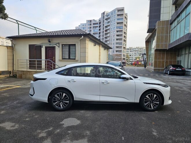 Changan Qiyuan A05 2025, 0 km - 1.5 l - Bakı