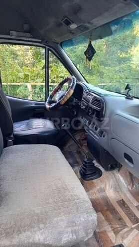 Ford Transit-3