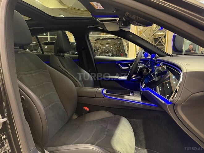 Mercedes E 300 e-13