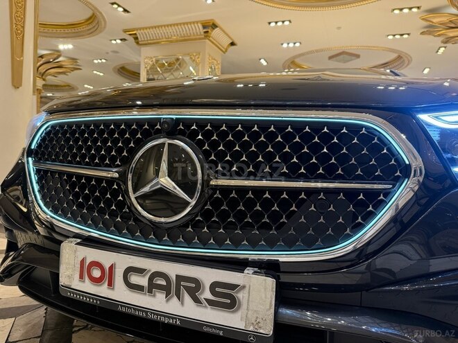 Mercedes E 300 e-17