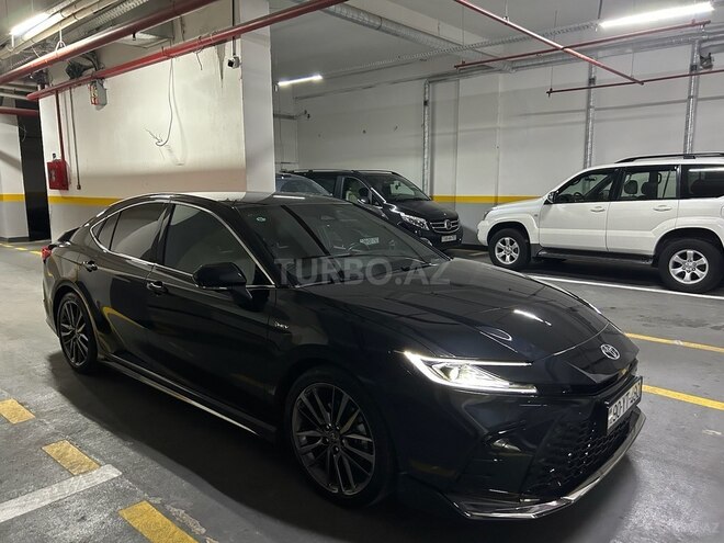 Toyota Camry 2025, 17,300 km - 2.0 l - Bakı