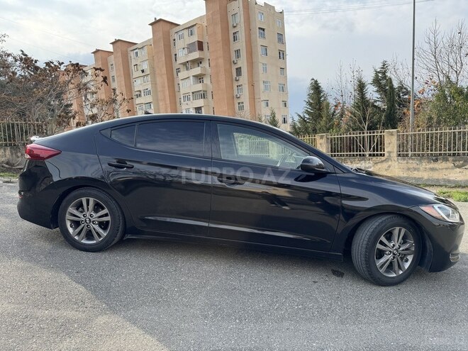 Hyundai Elantra 2017, 168,176 km - 2.0 л - Bakı