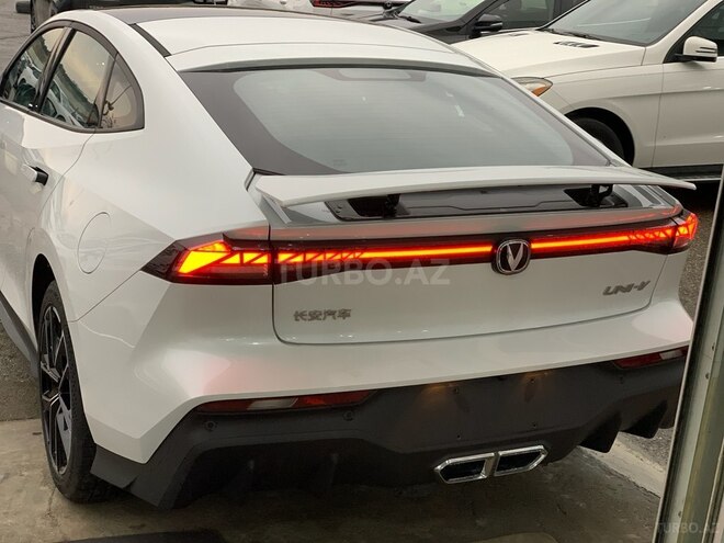 Changan Uni-V iDD-5