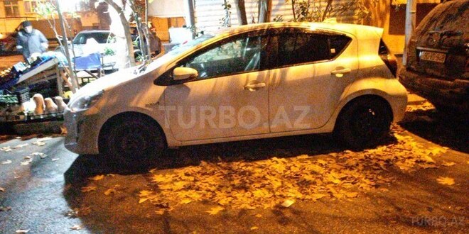 Toyota Aqua 2016, 276,000 km - 1.5 l - Bakı