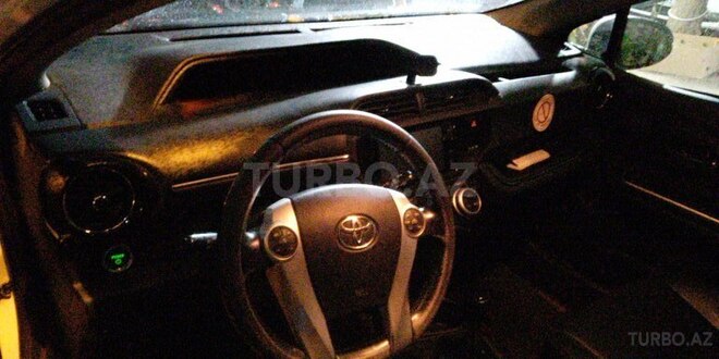 Toyota Aqua 2016, 276,000 km - 1.5 l - Bakı