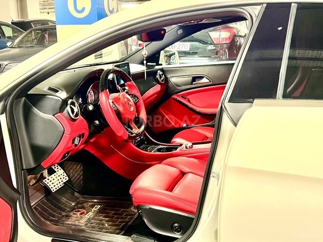 Mercedes CLA 250 4MATIC 2017, 112,000 km - 2.0 л - Bakı