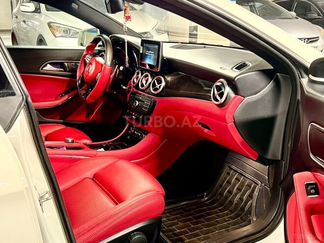 Mercedes CLA 250 4MATIC 2017, 112,000 km - 2.0 л - Bakı