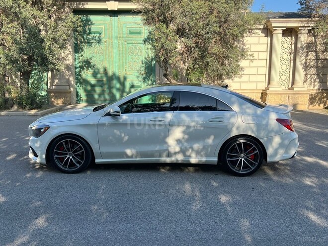 Mercedes CLA 250 4MATIC 2017, 112,000 km - 2.0 л - Bakı