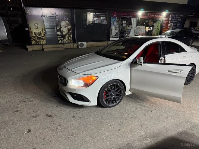 Mercedes CLA 250 4MATIC 2017, 112,000 km - 2.0 л - Bakı