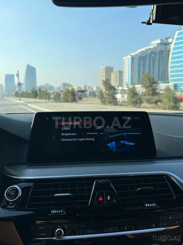 BMW 520 2017, 196,000 km - 2.0 l - Bakı