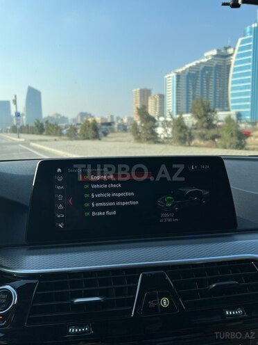 BMW 520 2017, 196,000 km - 2.0 l - Bakı